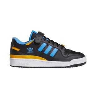 Adidas
‘Forum’ low
Brand new